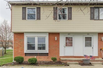 Building Photo - 4599 Cox Dr