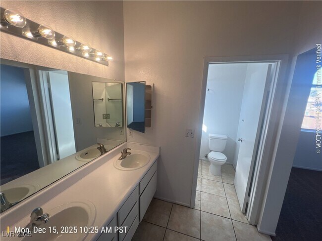 Building Photo - 6994 Cypress Gardens Ln