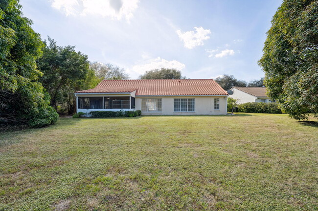 Building Photo - 3855 Sabal Lakes Rd