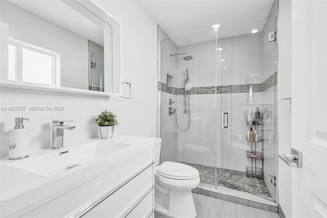 Building Photo - 1102 Meadow Lark Ave