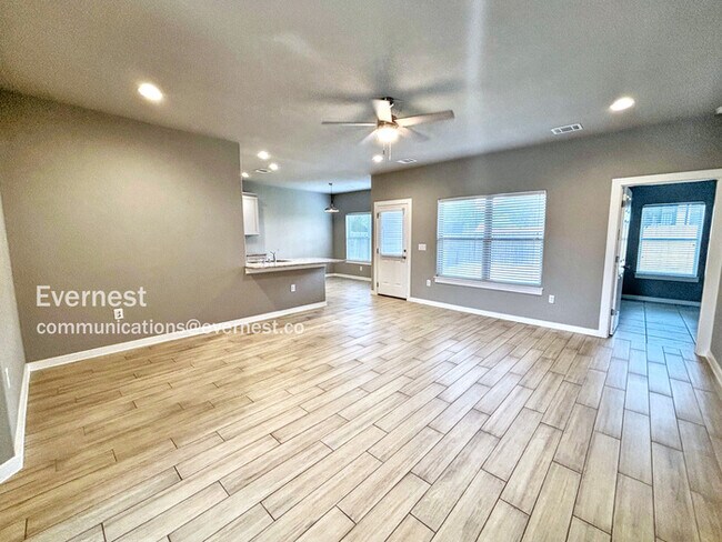 Building Photo - 21414 Santa Carlo Ave