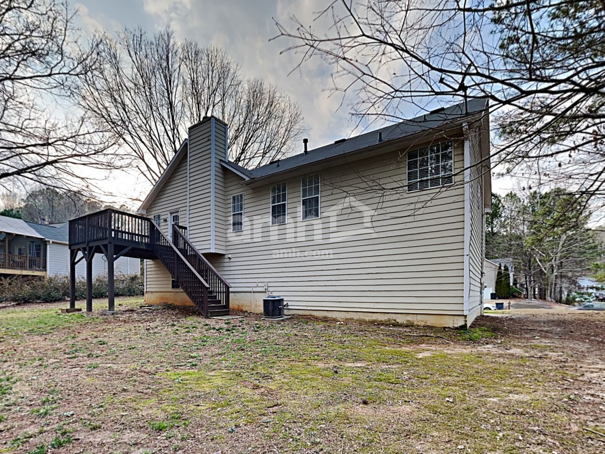 Building Photo - 652 Settlers Ridge Ln