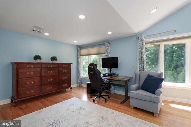Building Photo - 141 Hun Rd