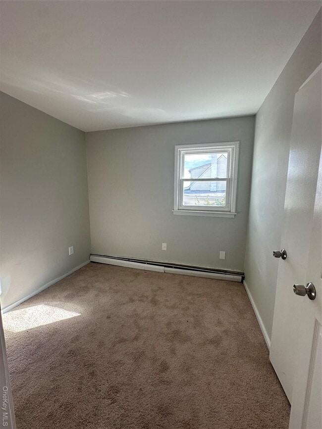 Building Photo - 305 Deauville Pkwy