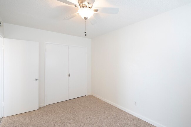Building Photo - Spacious 2b/1ba Conveniently Located in South Park!