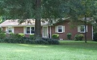 Building Photo - 8343 Lakedale Cir
