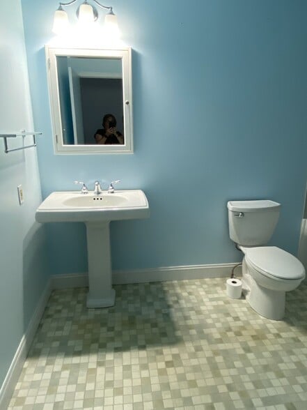Bathroom - 163 Rivers Edge Dr