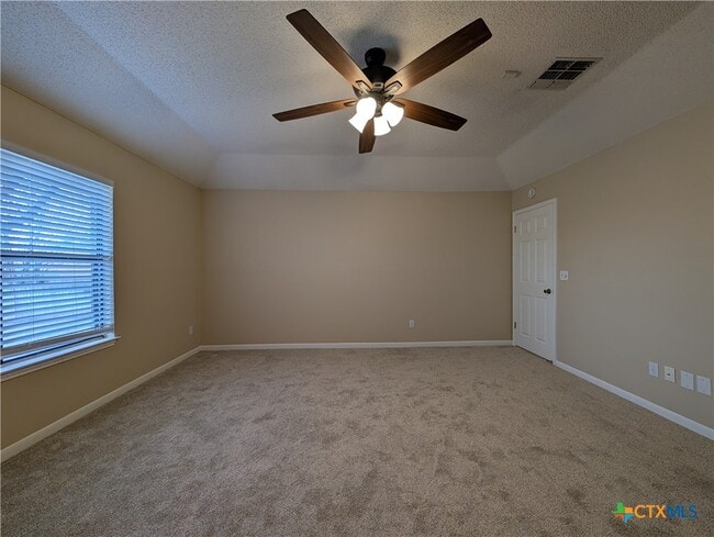 Building Photo - 1666 Lantana Cir