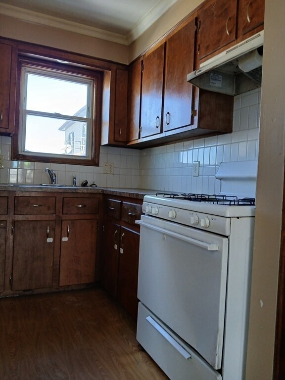 Building Photo - 196 Hope St