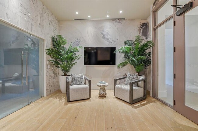 Building Photo - 275 1st Ave S