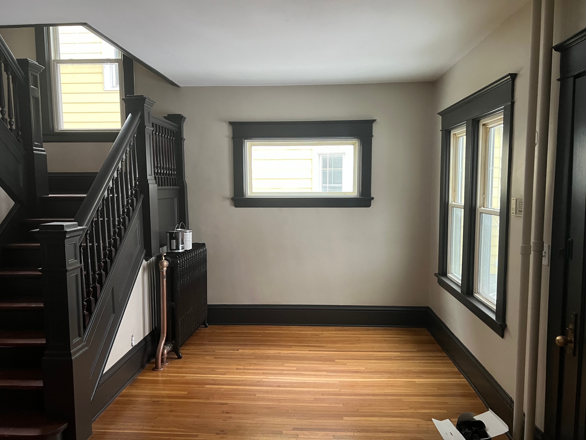 Building Photo - 1006 Laurel Ave