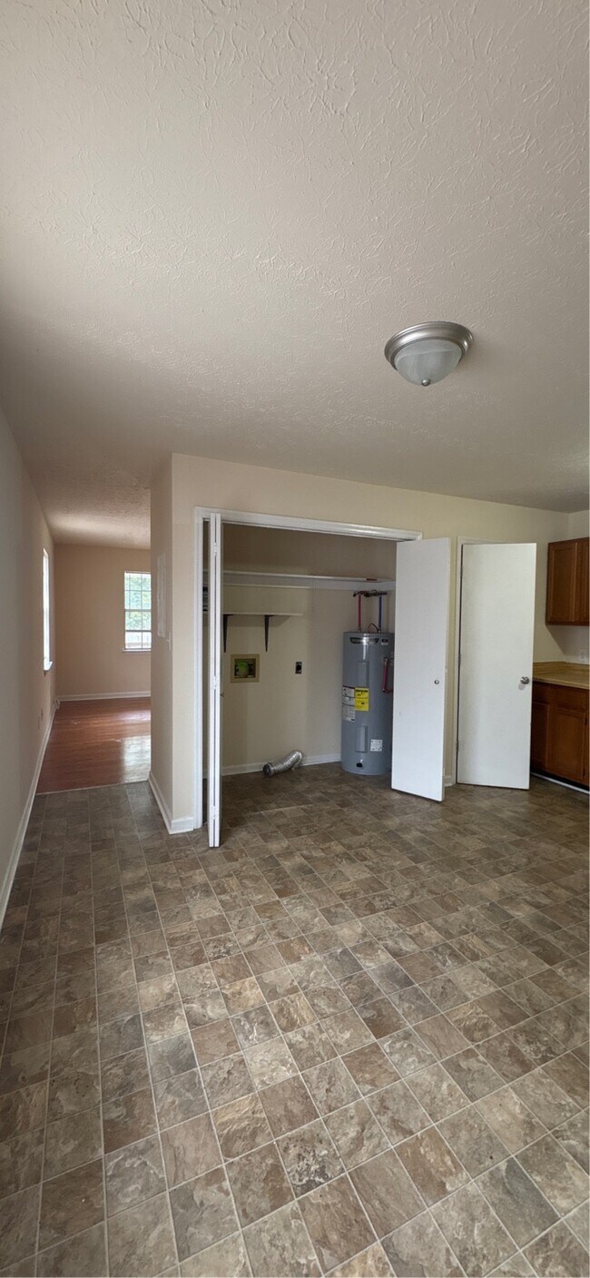 Building Photo - 1732 Patrick Way