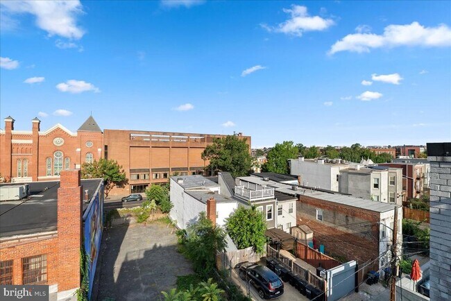 Building Photo - 1514 8th St NW