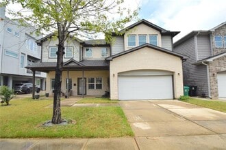 Building Photo - 3241 Dixie Dr
