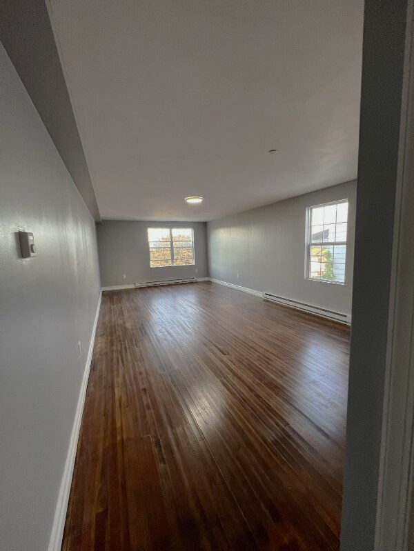 Building Photo - 19 Rutter St