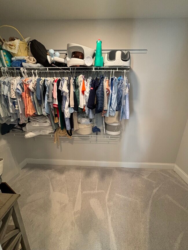 Building Photo - 303 Stonehaven Ln