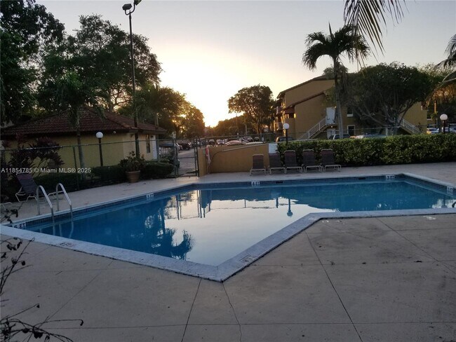 Building Photo - 15620 SW 80th St