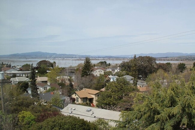 Building Photo - 42 D St