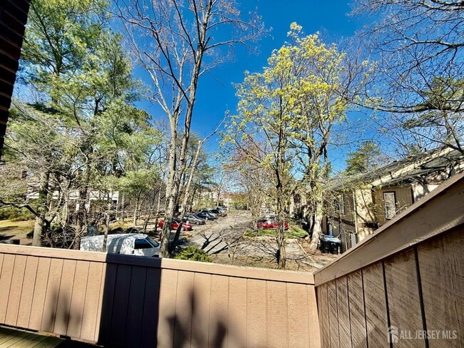 Building Photo - 1502 Bromley Estate