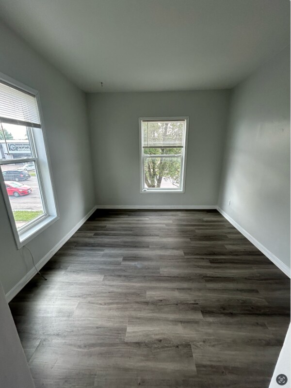 Building Photo - 416 Main Ave N