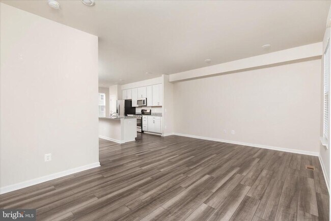 Building Photo - 140 Tye Ct