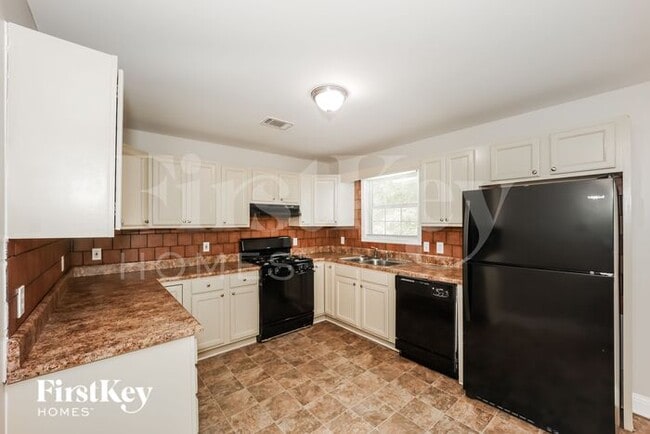 Building Photo - 73 Pine Shadows Ct