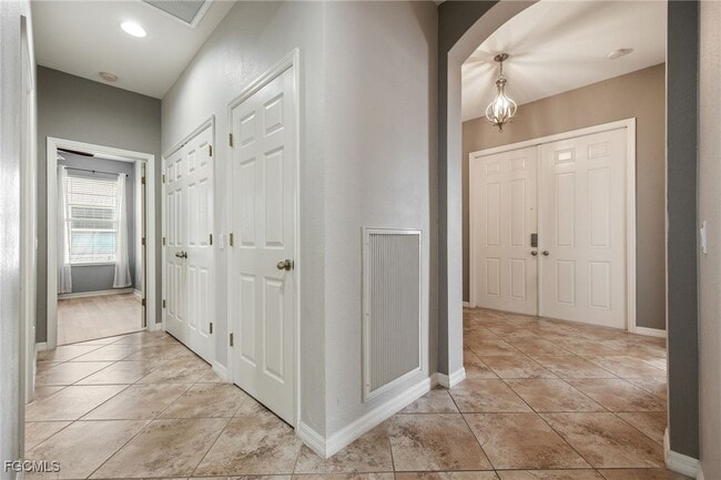 Building Photo - 16530 Whispering Trace Ct