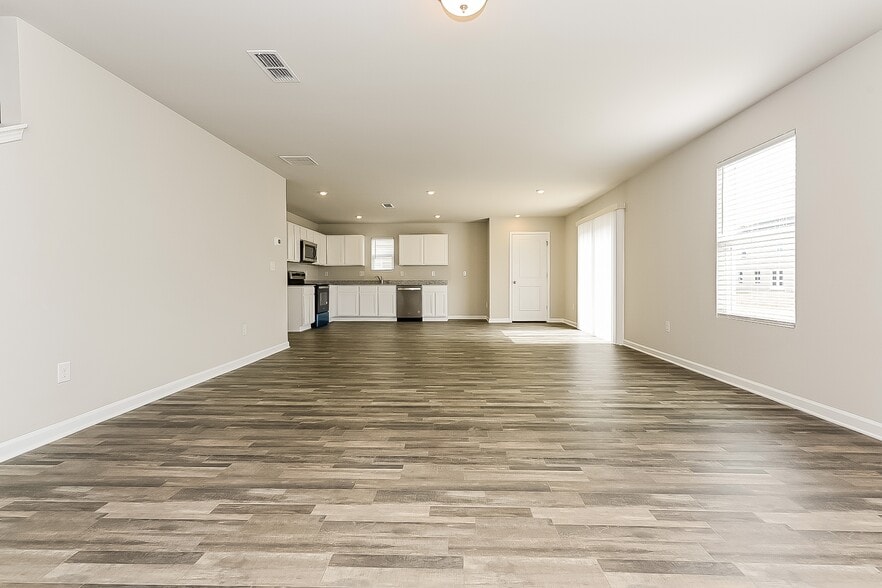 Building Photo - 158 Martin Mill Trail
