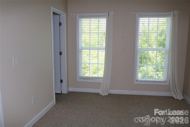 Building Photo - 9806 Longstone Ln