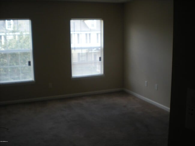 Building Photo - 338 Pecan Grove Dr