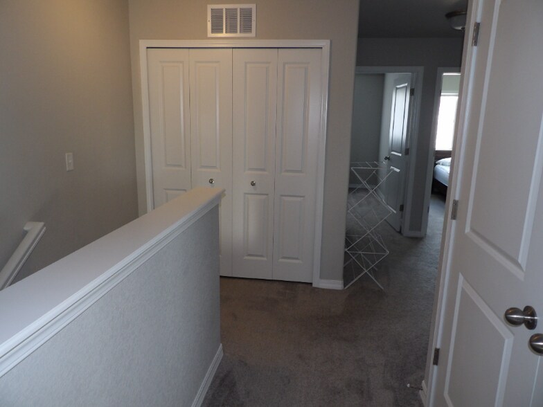 Building Photo - 11260 Feliz Wy