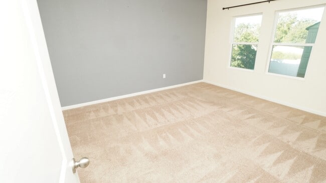 Building Photo - 16119 Florets Dr