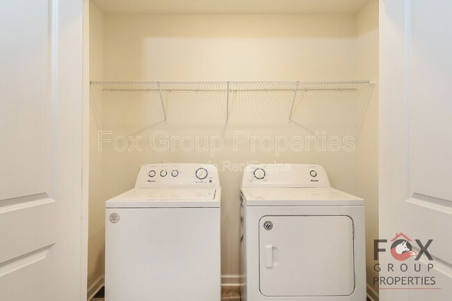 Building Photo - 108 Blakeslee Ct