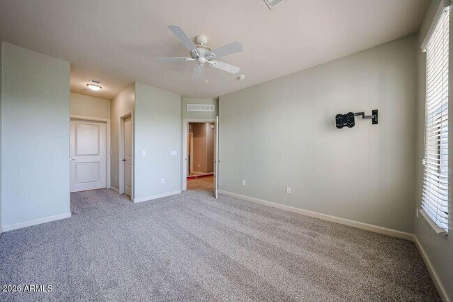 Building Photo - 7291 N Scottsdale Rd