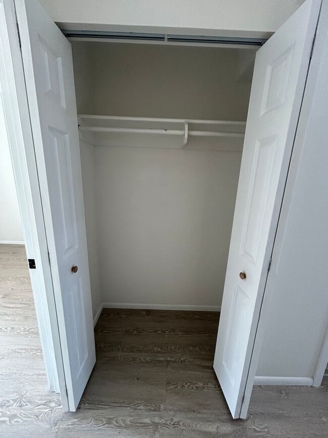 Building Photo - Available on 04/01/26, 785 sqft, 2 Bedroom, 1 Bathroom, 2 Assigned Parking in desirable Mililani