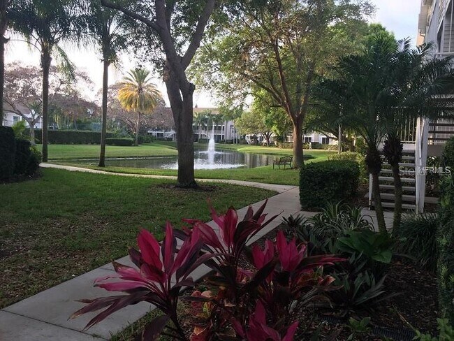 Building Photo - 850 S Tamiami Trl