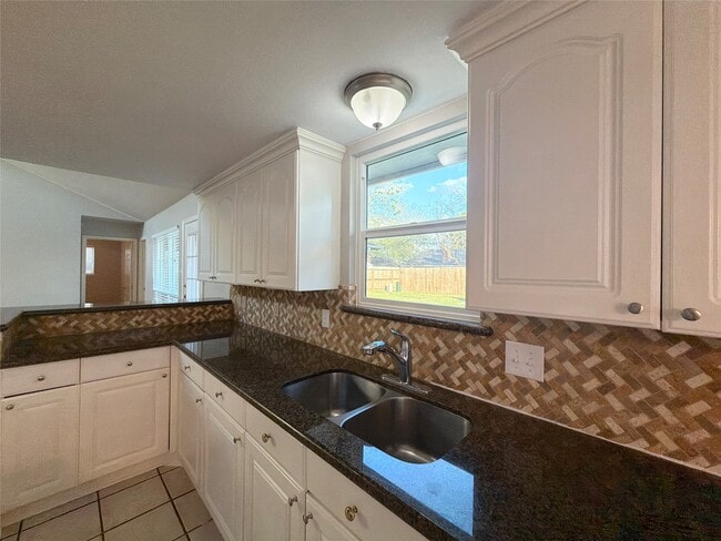 Building Photo - 22315 Waynoka Rd