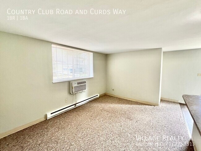 Building Photo - 613 Country Club Rd