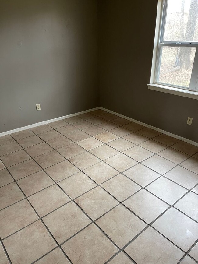 Building Photo - 204 N 37th St