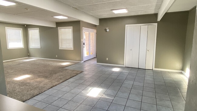 Building Photo - 1017 Audubon Ave