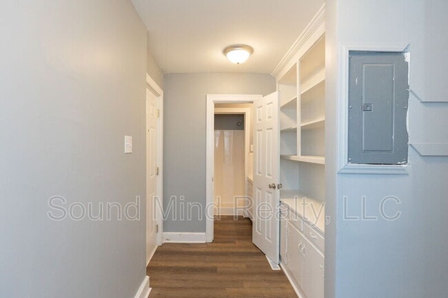 Building Photo - 1311 Dogwood Ln NW