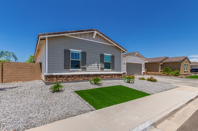 Building Photo - 5314 N 182nd Ln