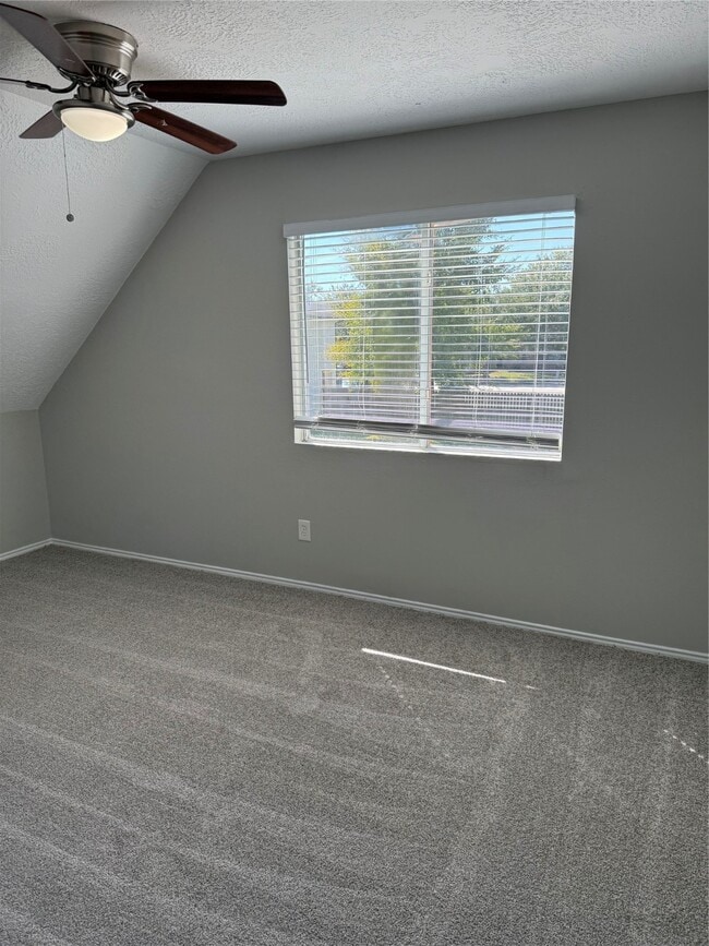 Building Photo - 16778 N Bob White Dr
