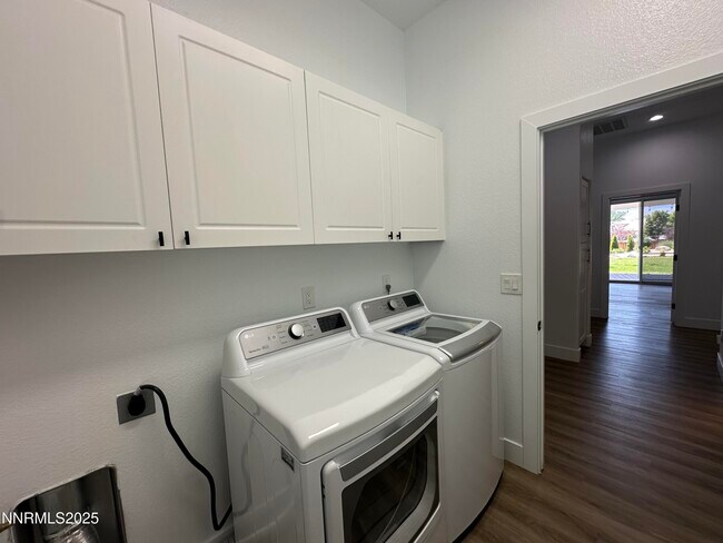 Building Photo - 9533 Steep Climb Ct