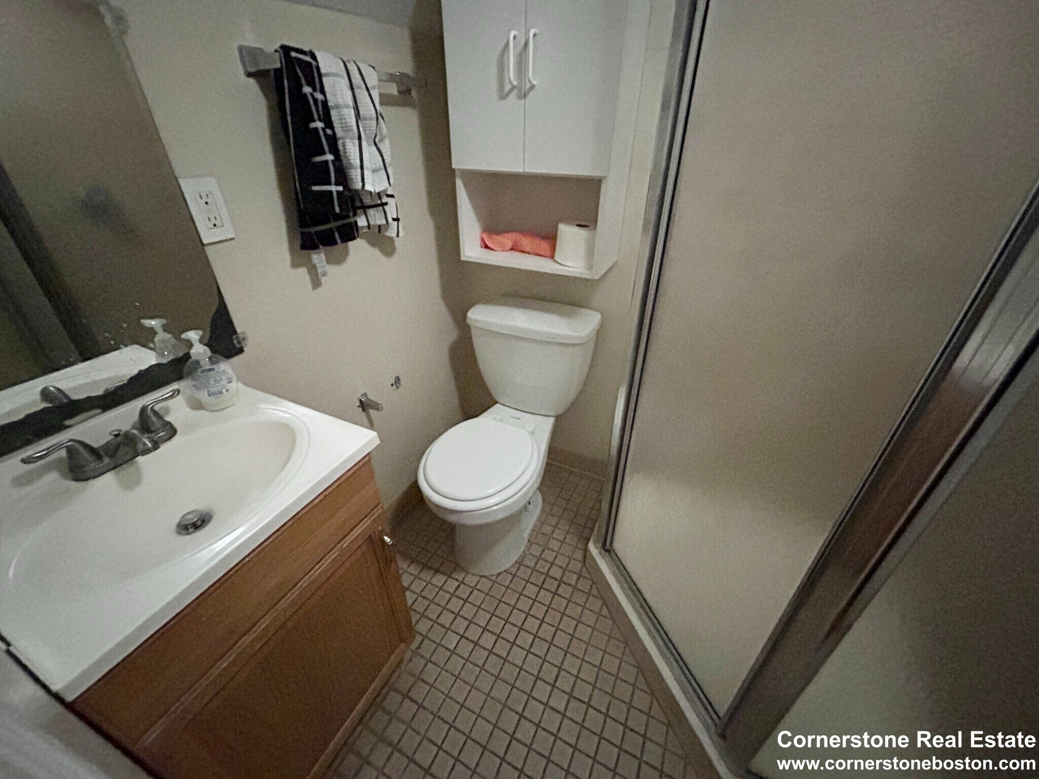 Building Photo - 55 Hillside St