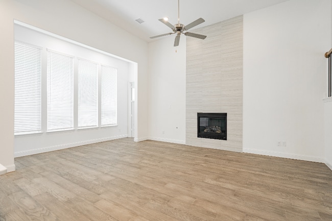 Building Photo - 8209 Abellia Ct