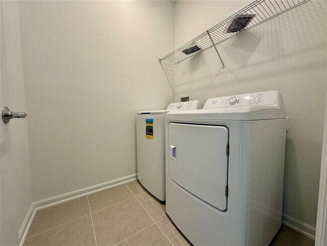 Building Photo - 7139 Sienna Oak Aly