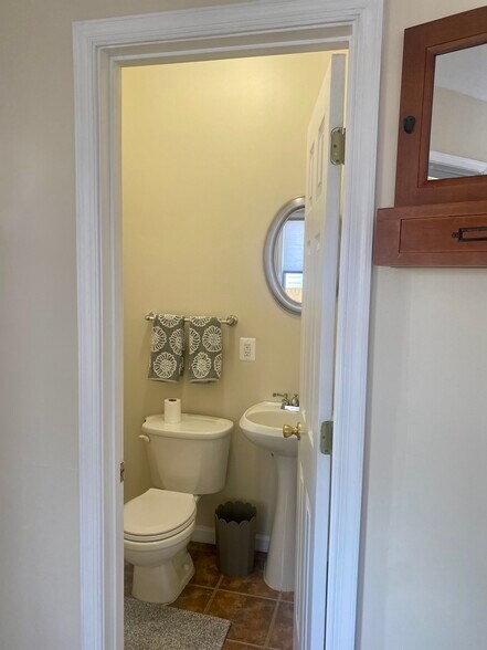 Bathroom (first floor) - 1333 Randolph St NW