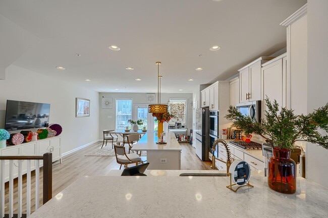 Building Photo - 1324 Ricketts Rd