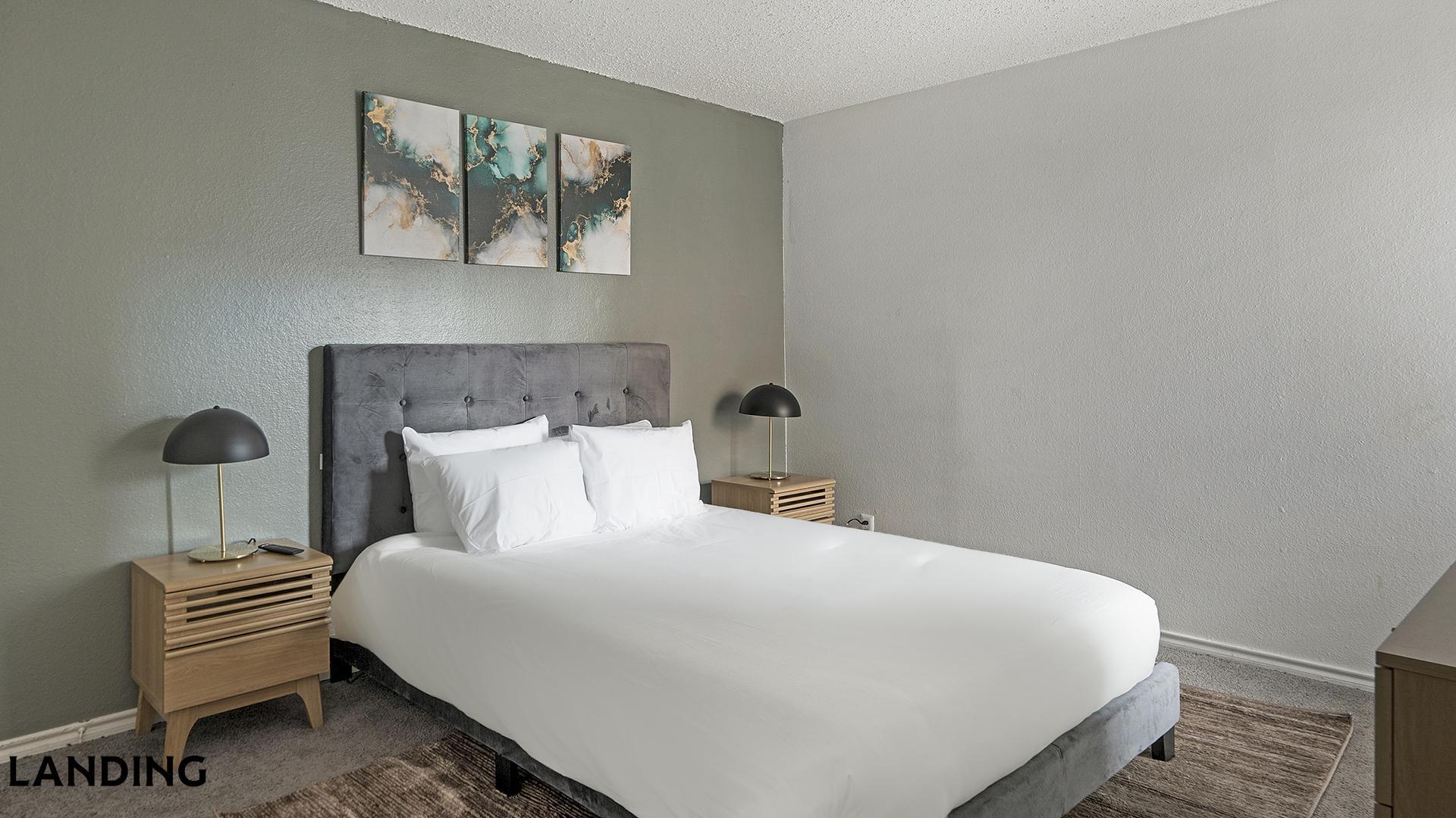 Building Photo - 1071 Clayton Ln